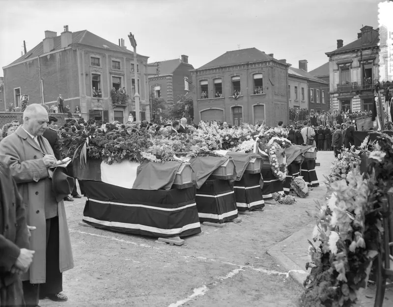 Funeral of miners killed at Marcinelle, 1956