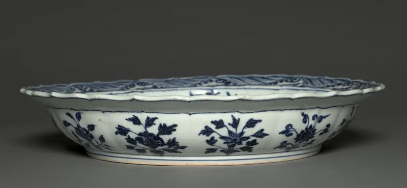 Ming dynasty porcelain plate, the kind of export ware bought with American silver